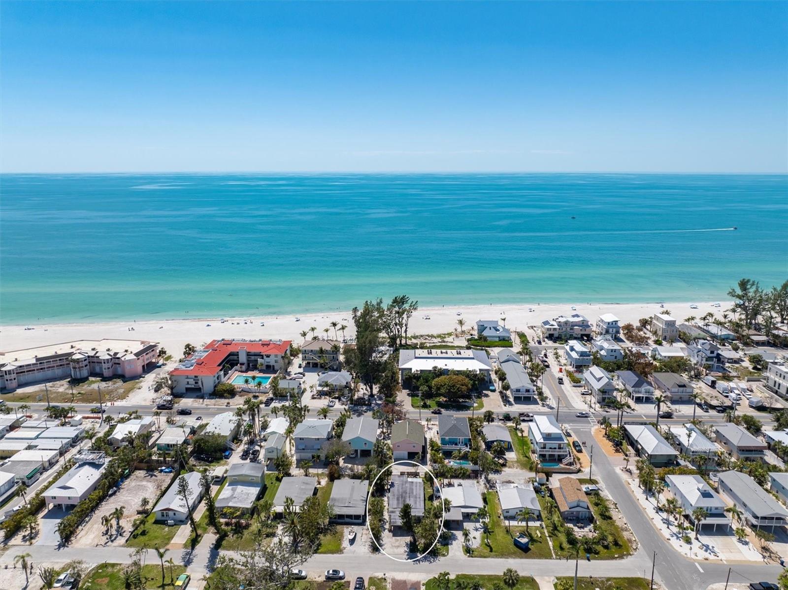 Homes for sale in Holmes Beach, FL | 2714 Avenue C, Holmes Beach, FL 34217 | MLS# A4671617