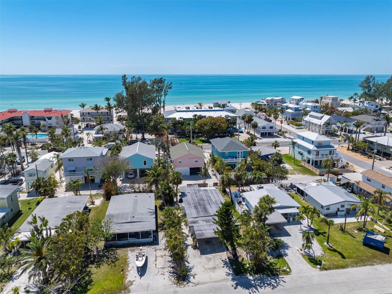 Homes for sale in Holmes Beach, FL | 2714 Avenue C, Holmes Beach, FL 34217 | MLS# A4671617