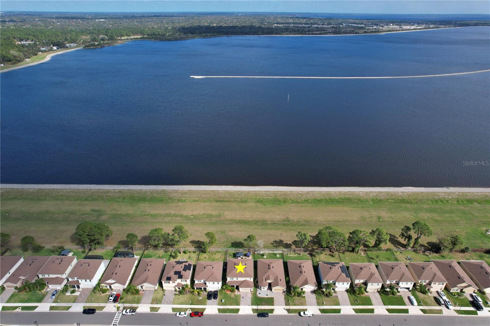 Homes for sale in De Bary, FL | 411 Lazio Cir, De Bary, FL 32713 | MLS# V4945839