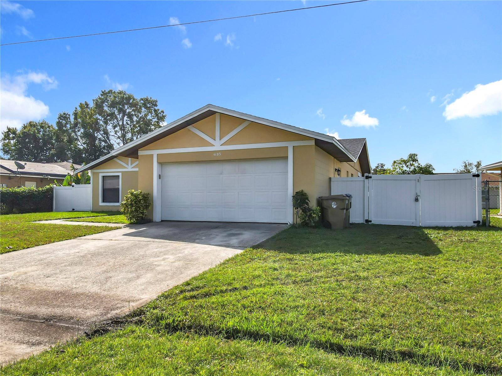 Homes for sale in Kissimmee, FL | 635 Fresno Ct, Kissimmee, FL 34758 | MLS# O6359542