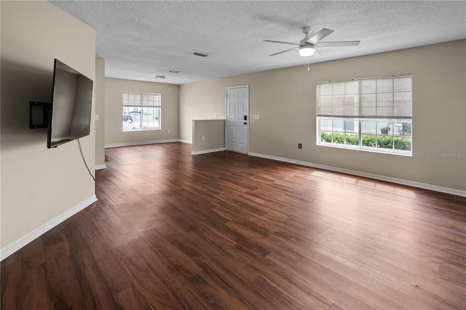 Homes for sale in Tampa, FL | 4120 Gradstone Pl, Tampa, FL 33617 | MLS# TB8446932