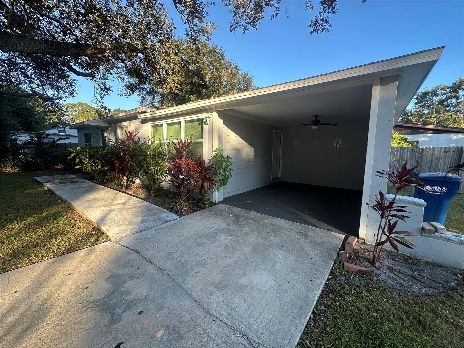 Homes for sale in Clearwater, FL | 1781 Sylvan Dr, Clearwater, FL 33755 | MLS# O6359590