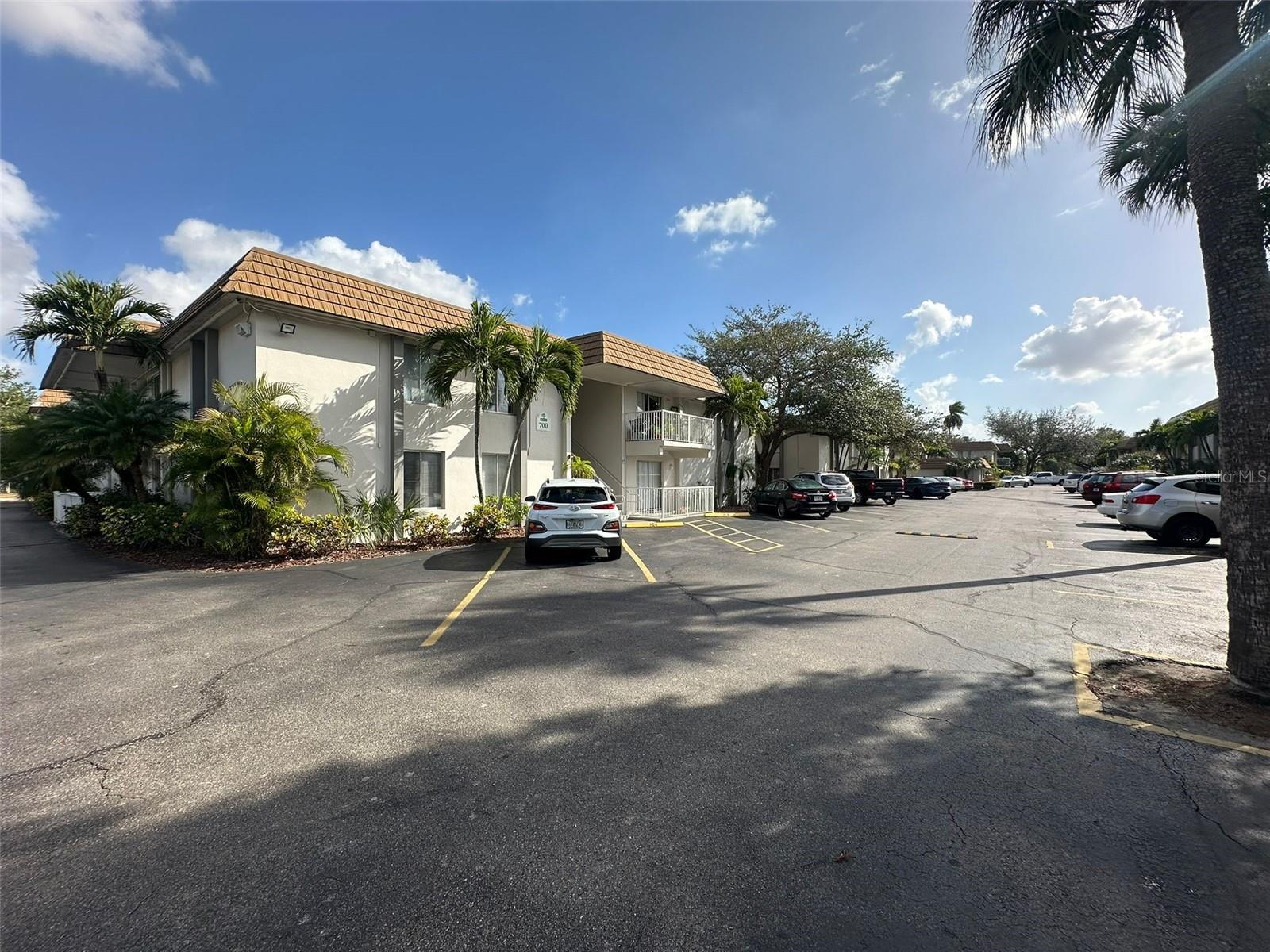 Homes for sale in Fort Myers, FL | 1830 Maravilla Ave #210, Fort Myers, FL 33901 | MLS# O6359616