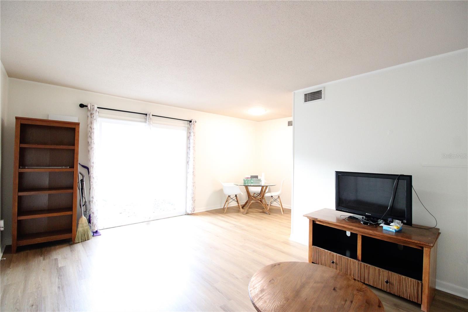 Homes for sale in Gainesville, FL | 507 Nw 39Th Rd #112, Gainesville, FL 32607 | MLS# GC535373