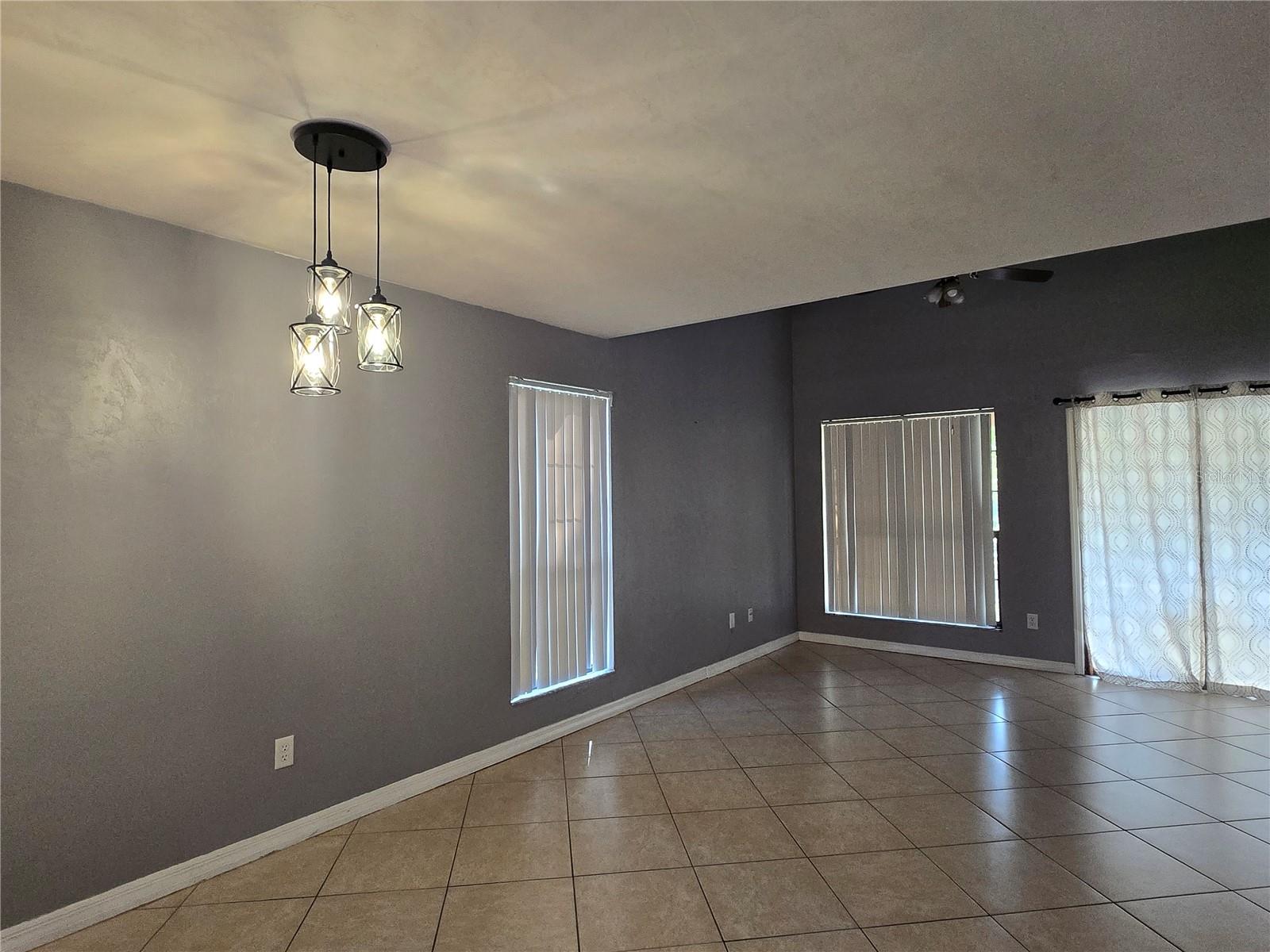 Homes for sale in Gainesville, FL | 5855 Sw 8Th Pl, Gainesville, FL 32607 | MLS# GC535434