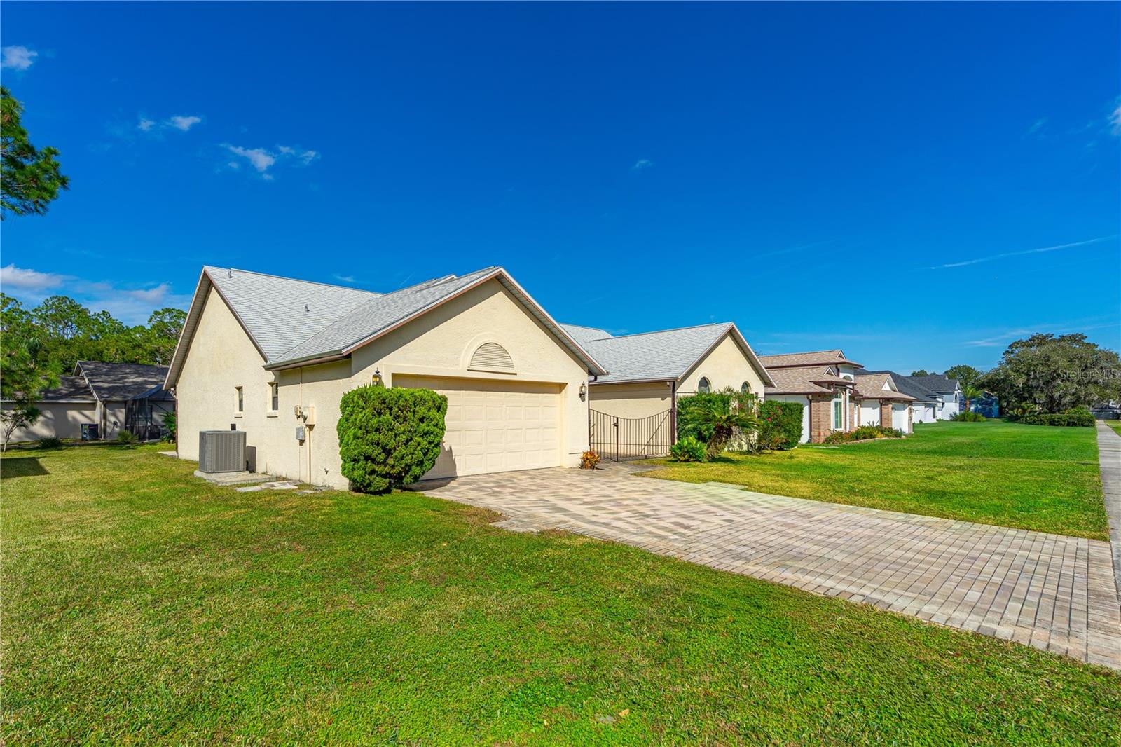 Homes for sale in Port Orange, FL | 1392 Surrey Park Dr, Port Orange, FL 32128 | MLS# NS1086604