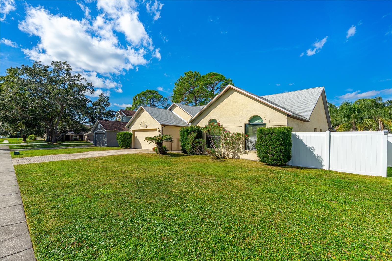 Homes for sale in Port Orange, FL | 1392 Surrey Park Dr, Port Orange, FL 32128 | MLS# NS1086604