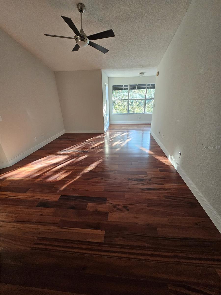 4th image of 5132 Conroy Rd #937, Orlando, FL 32811 | MLS# S5138602