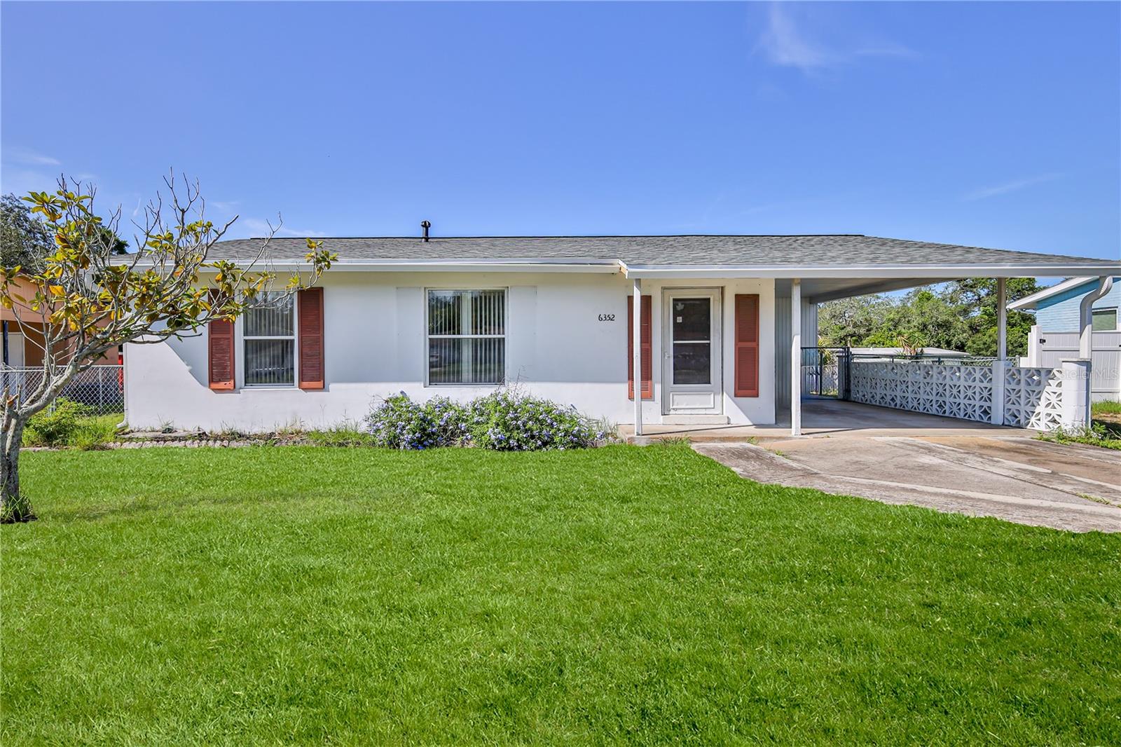 1st image of 6352 Spring Hill Dr, Spring Hill, FL 34606 | MLS# W7880849
