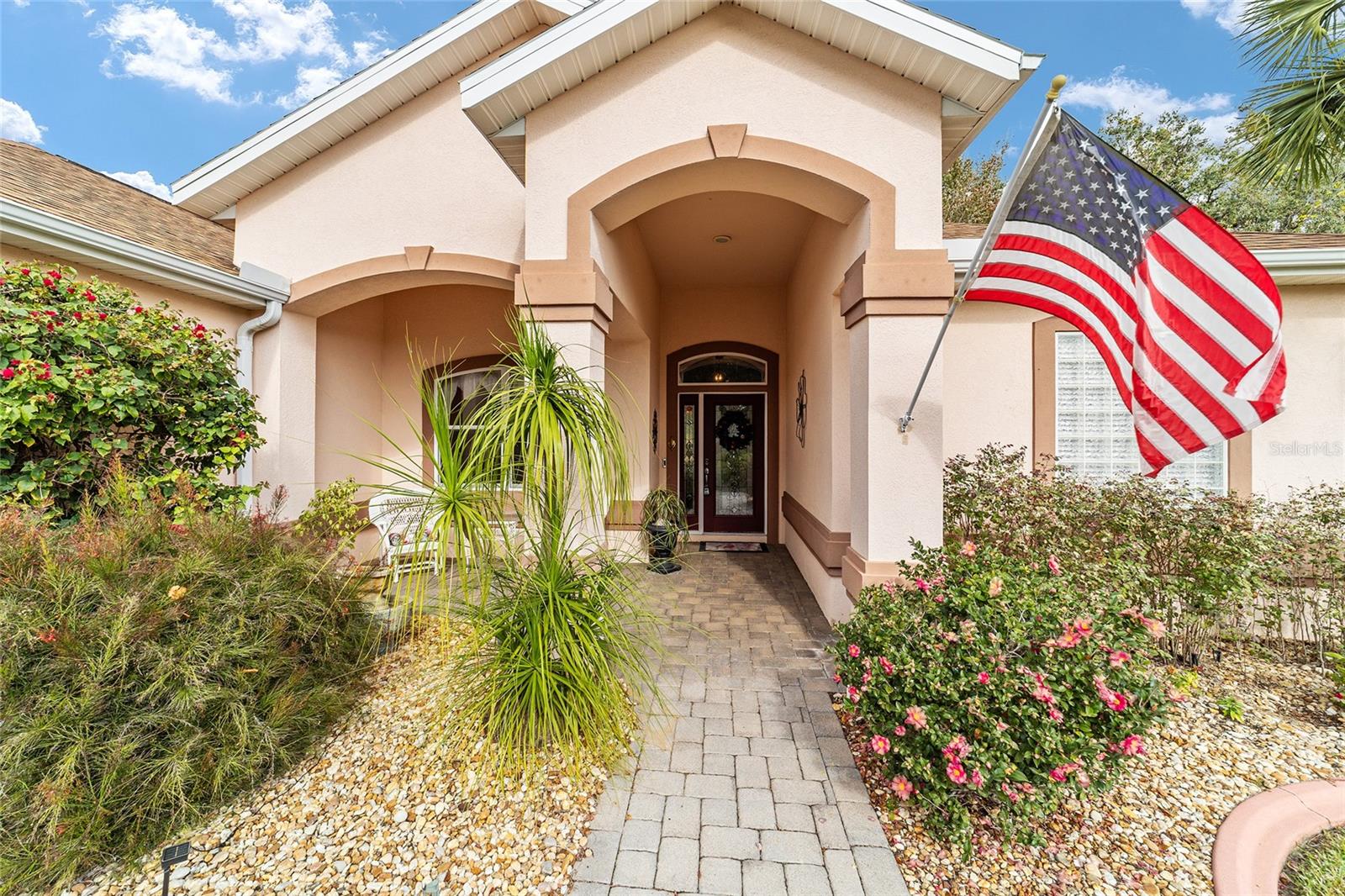 Homes for sale in Summerfield, FL | 9894 Se 138Th Loop, Summerfield, FL 34491 | MLS# OM713995