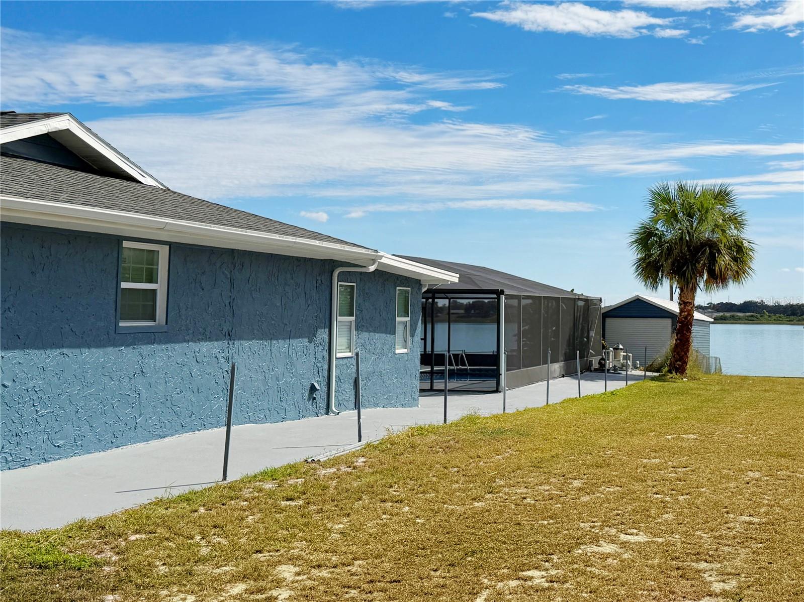 3rd image of 1151 Carefree Cove Dr, Winter Haven, FL 33881 | MLS# TB8450979