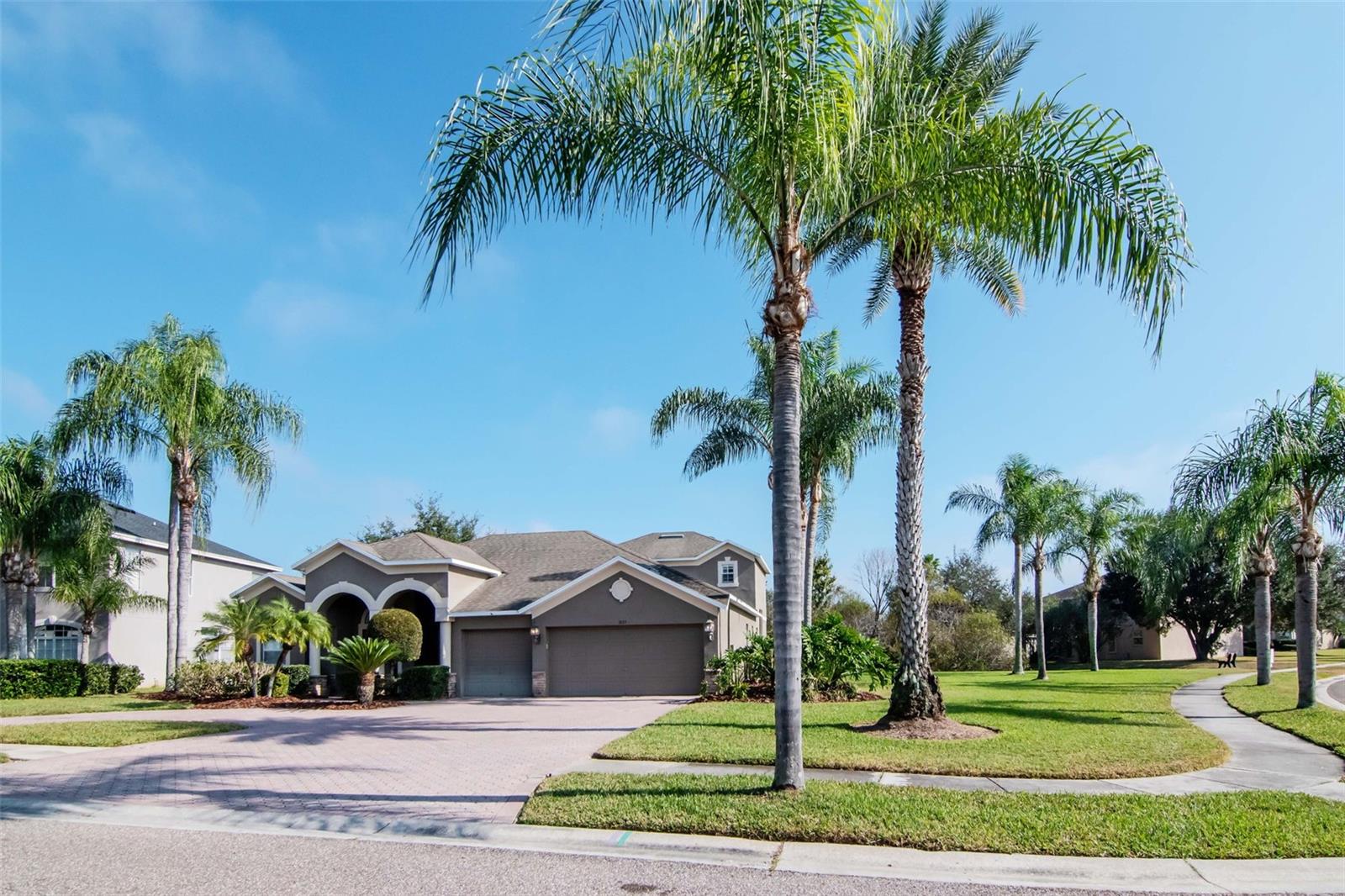 Homes for sale in Trinity, FL | 1835 Regal Mist Loop, Trinity, FL 34655 | MLS# W7881135