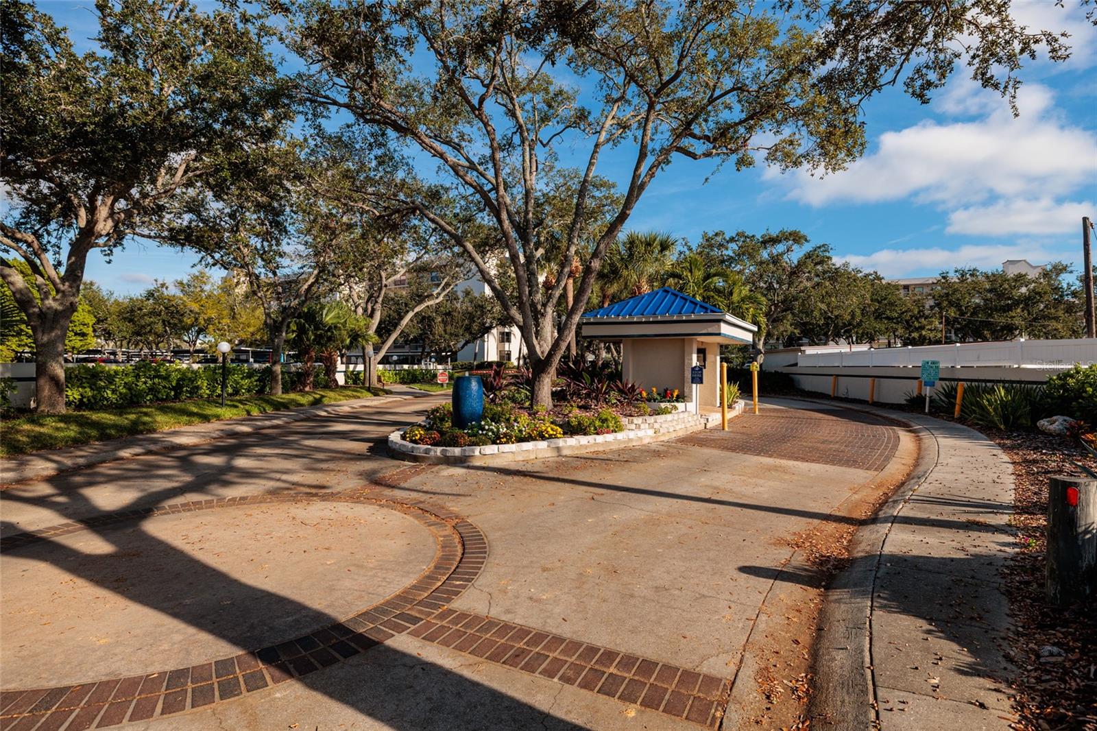 Homes for sale in South Pasadena, FL | 1320 Pasadena Ave S #501, South Pasadena, FL 33707 | MLS# TB8452749