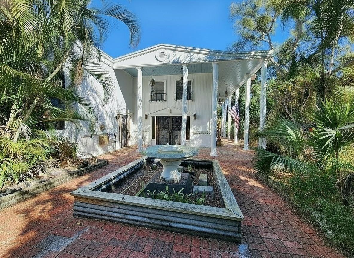 2nd image of 286 Shamrock Dr, Venice, FL 34293 | MLS# N6141807