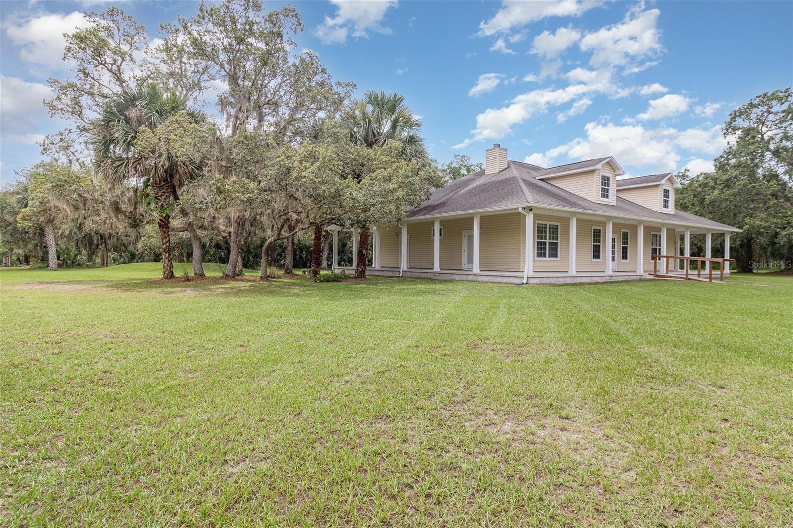 Homes for sale in Christmas, FL | 2691 Phillips Rd, Christmas, FL 32709 | MLS# O6365682