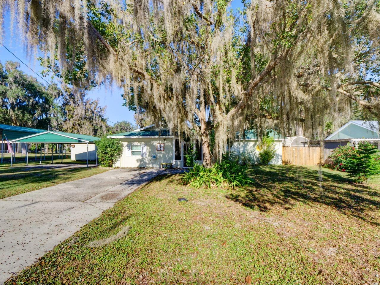 Homes for sale in Lake Panasoffkee, FL | 1218 Cr 450, Lake Panasoffkee, FL 33538 | MLS# G5105490