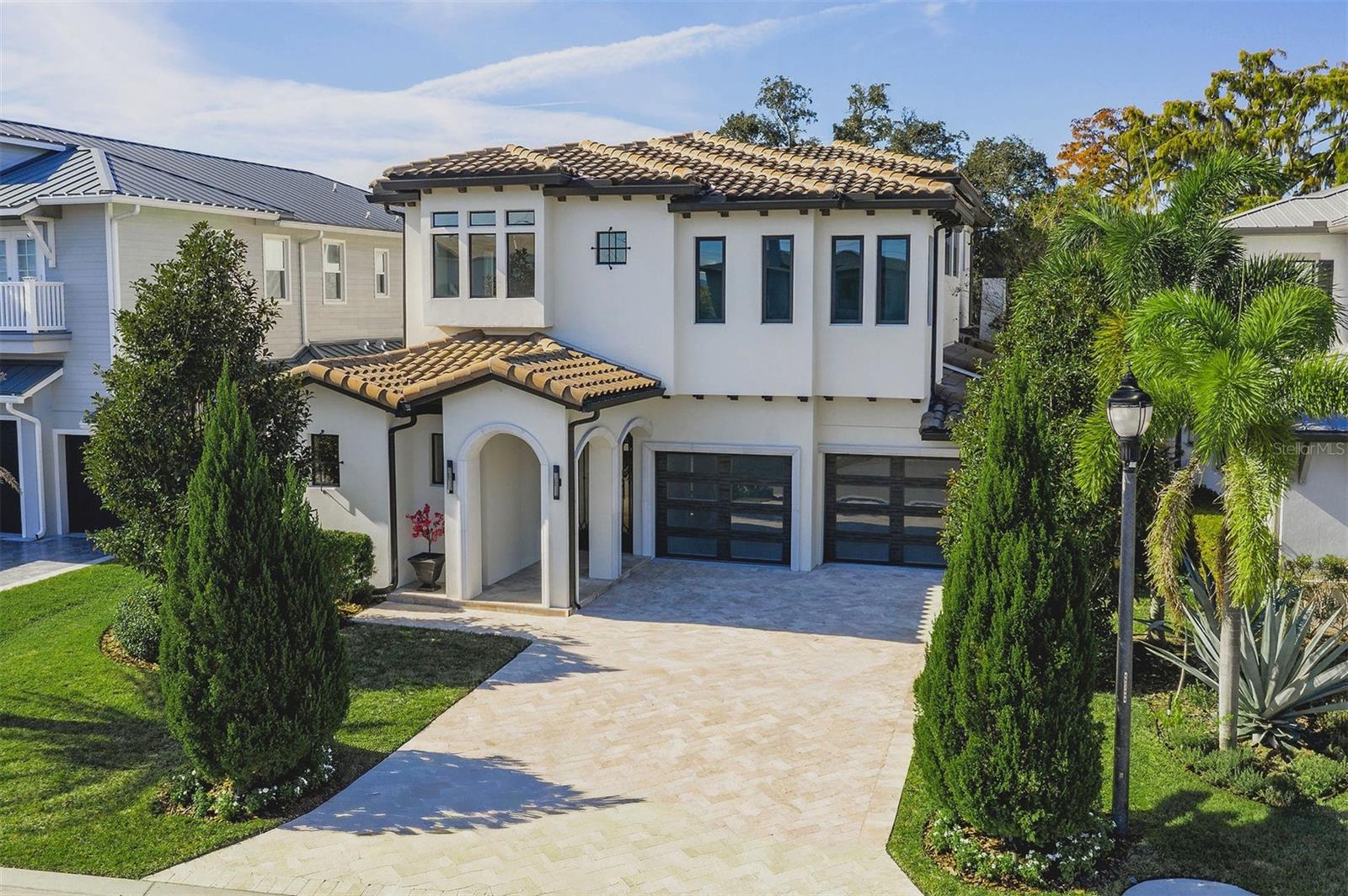 Homes for sale in Winter Park, FL | 560 Country Club Dr, Winter Park, FL 32789 | MLS# O6367721