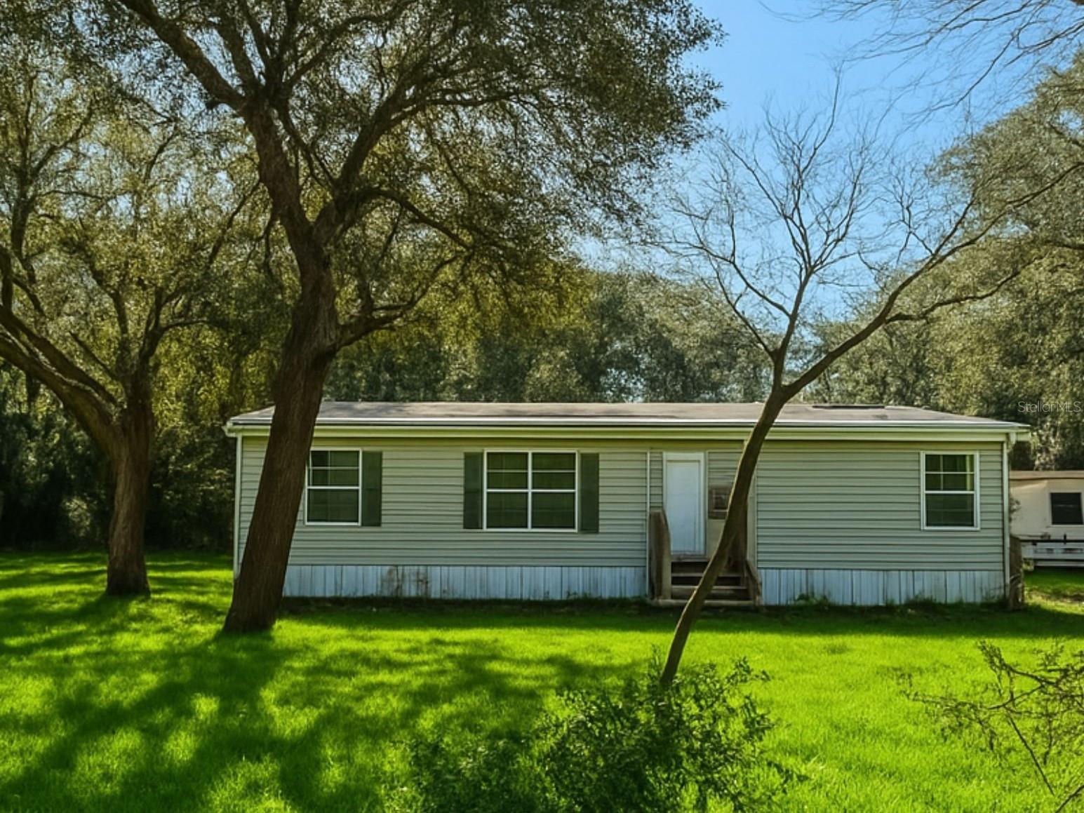 Homes for sale in Fort Mc Coy, FL | 14640 Ne 149th Ln, Fort Mc Coy, FL 32134 | MLS# OM715157