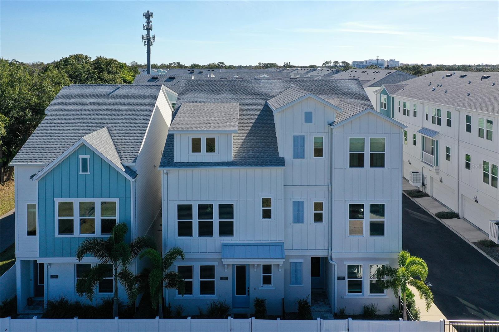 Homes for sale in Sarasota, FL | 2604 Wirts Ct, Sarasota, FL 34237 | MLS# A4675496