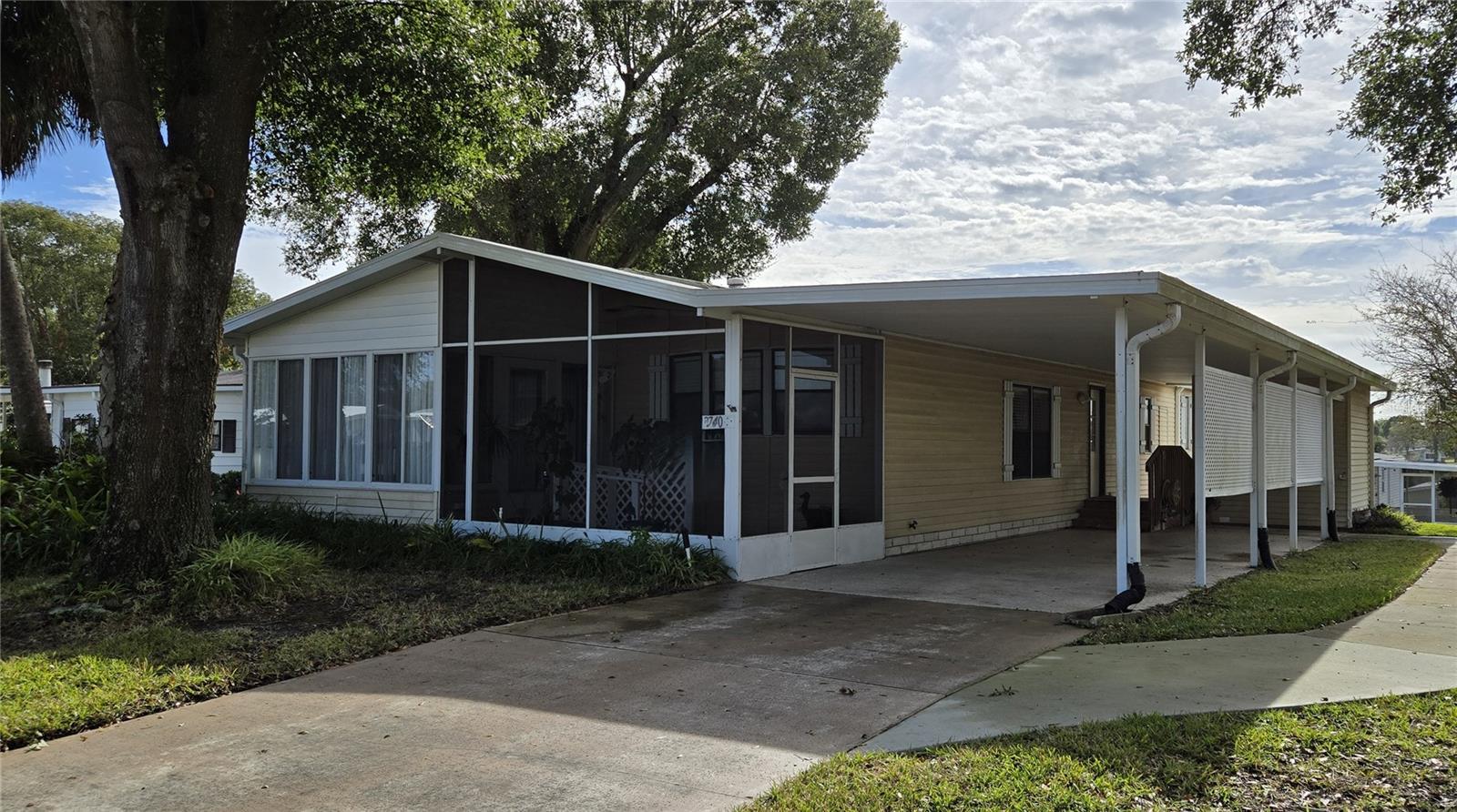 Homes for sale in Zellwood, FL | 3740 N Citrus Cir #709, Zellwood, FL 32798 | MLS# O6368291
