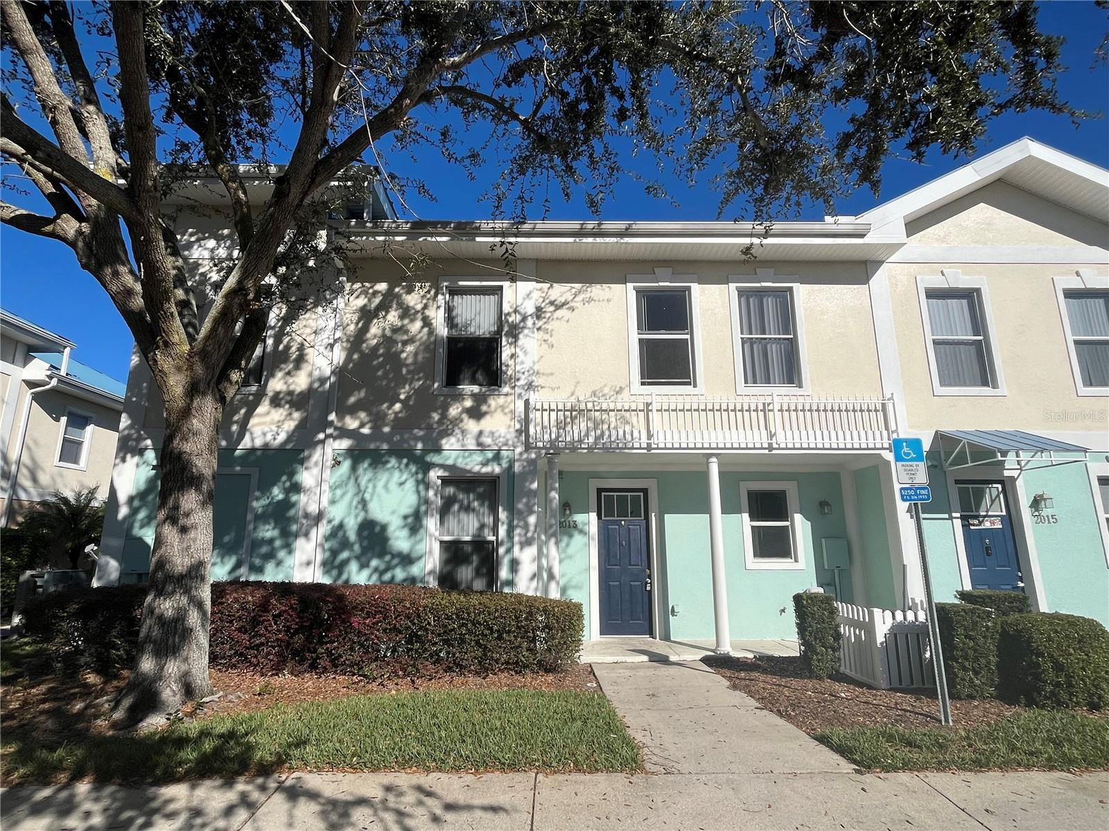 Homes for sale in Kissimmee, FL | 2013 Grand Oak Dr, Kissimmee, FL 34744 | MLS# S5140537