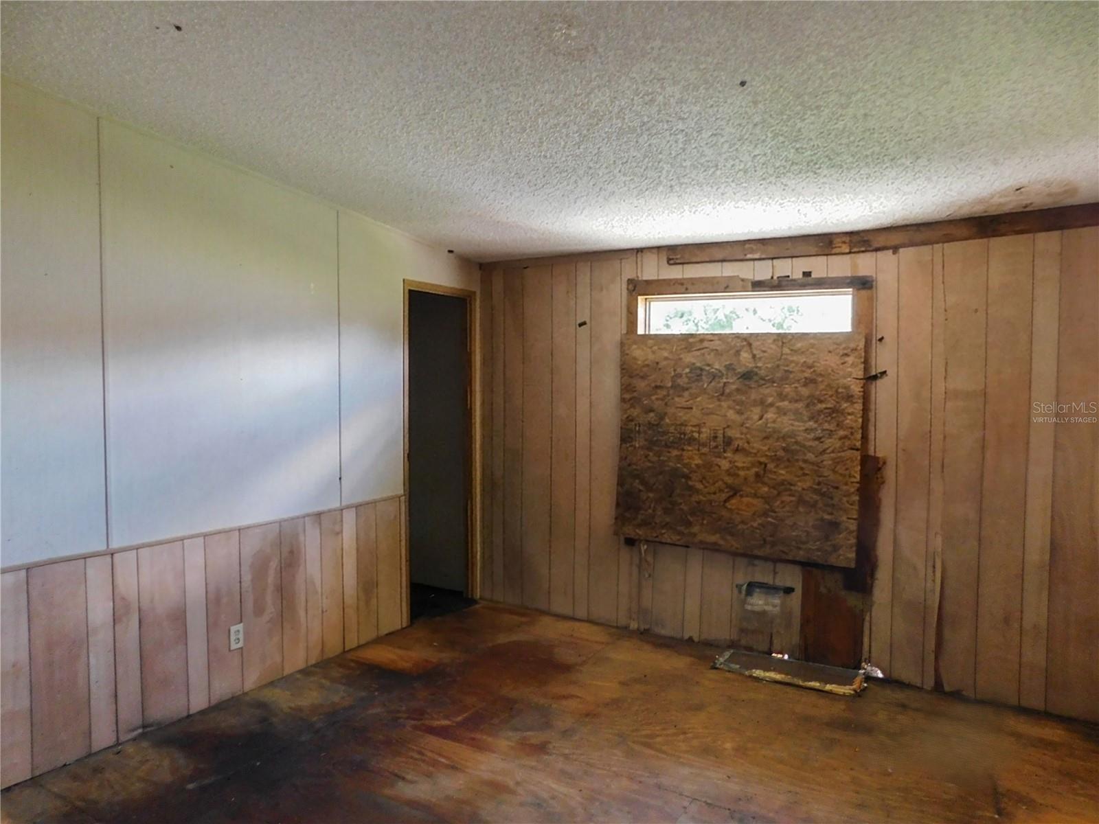 5th image of 2634 Sea Oats Cir N, Lakeland, FL 33815 | MLS# TB8458741