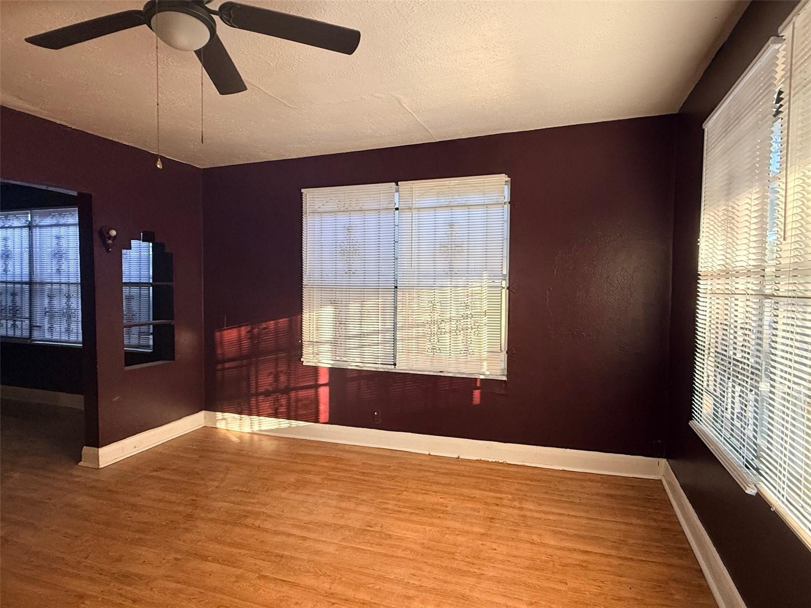 Homes for sale in Tampa, FL | 2912 Ybor St, Tampa, FL 33605 | MLS# TB8458902