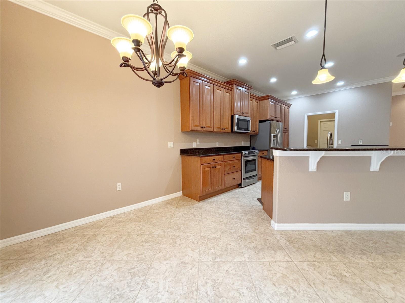 5th image of 4577 Back Nine Dr, Winter Haven, FL 33884 | MLS# P4937386