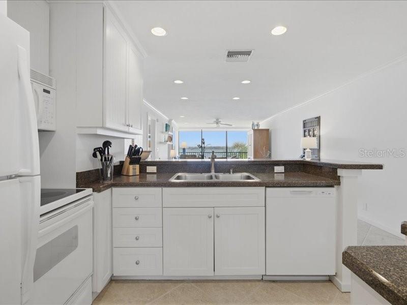 Homes for sale in Sarasota, FL | 8911 Midnight Pass Rd #208, Sarasota, FL 34242 | MLS# A4677015