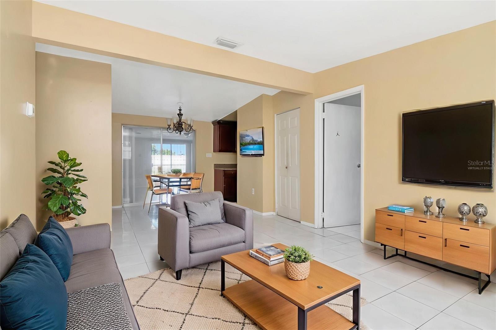 Homes for sale in Tampa, FL | 6903 Larmon St, Tampa, FL 33634 | MLS# TB8462158