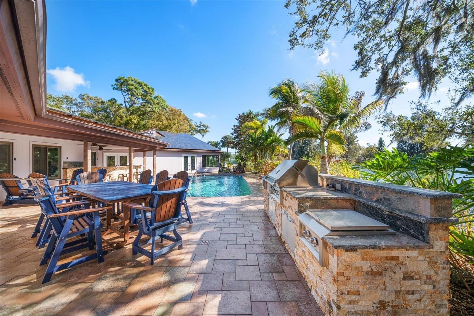 4th image of 2402 Pine Hammock, Clearwater, FL 33764 | MLS# TB8463686