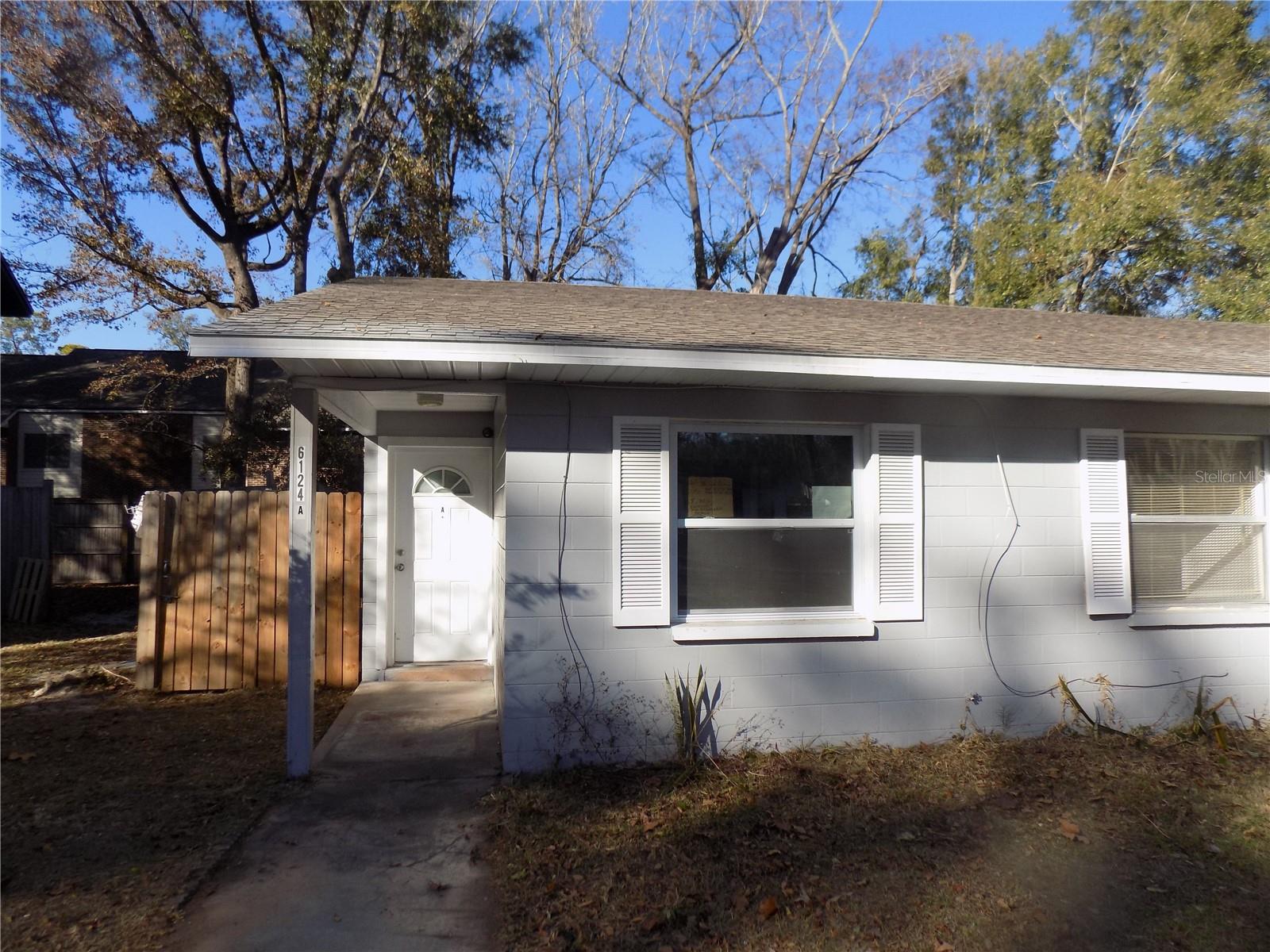 Homes for sale in Gainesville, FL | 6124 Sw 10 Pl, Gainesville, FL 32607 | MLS# GC536539