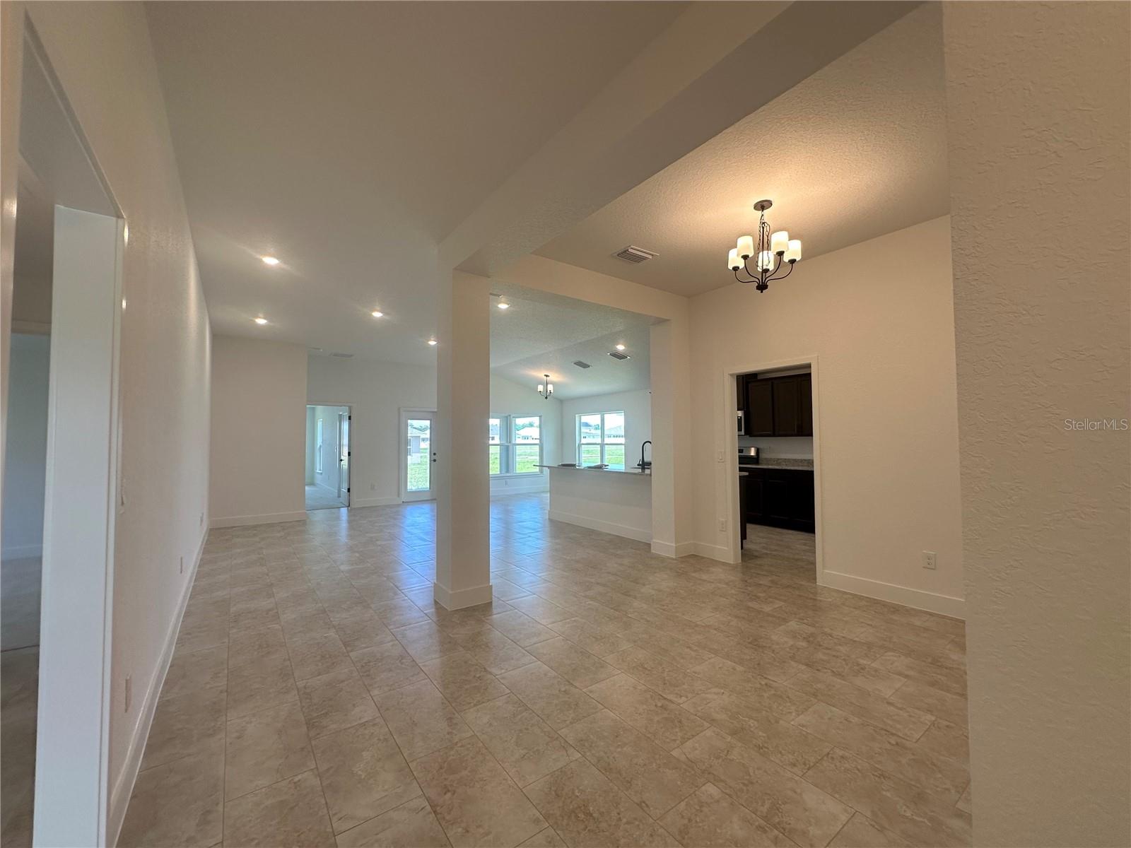Homes for sale in Oxford, FL | 12551 Ne 48Th Ter, Oxford, FL 34484 | MLS# OM716549