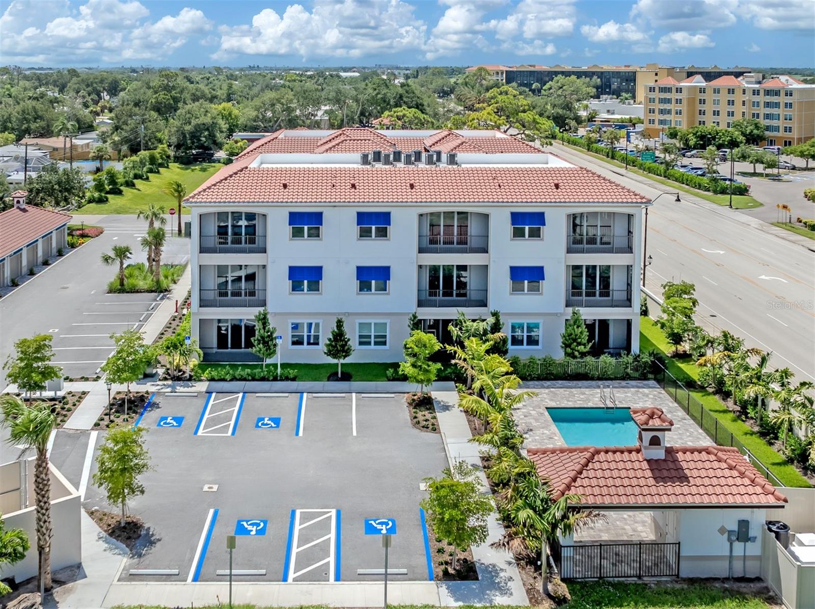 2nd image of 791 S Tamiami Trl, VENICE, FL 34285