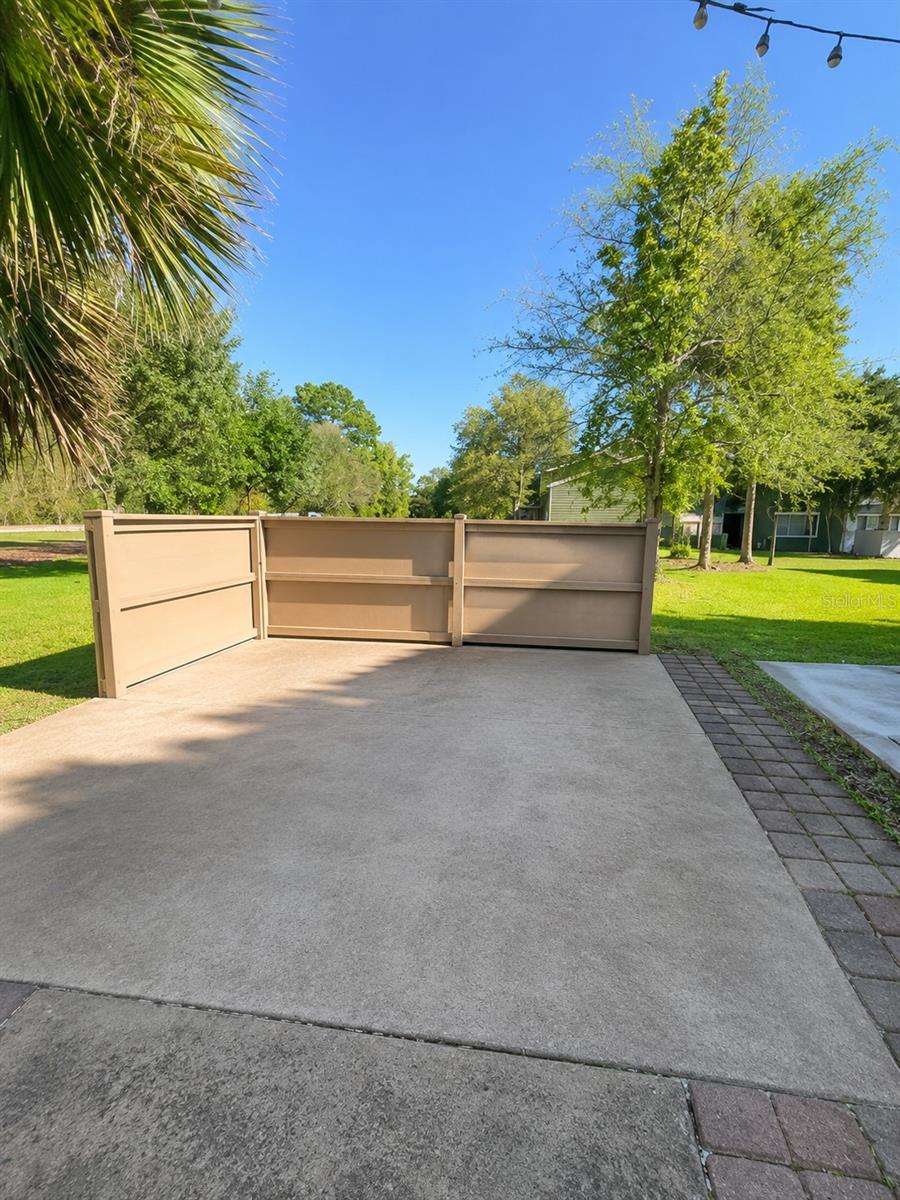 Homes for sale in Orlando, FL | 6082 Peregrine Avenue, Orlando, FL 32819 | Houzeo