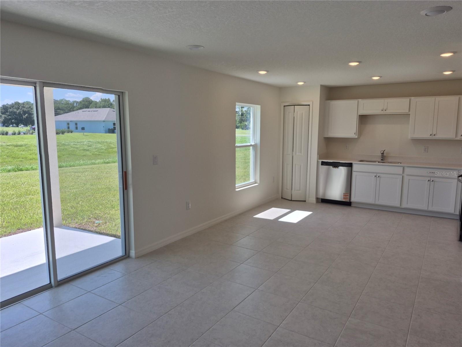 3rd image of 8810 Pine Bark Wy, Wildwood, FL 34785 | MLS# C7520816