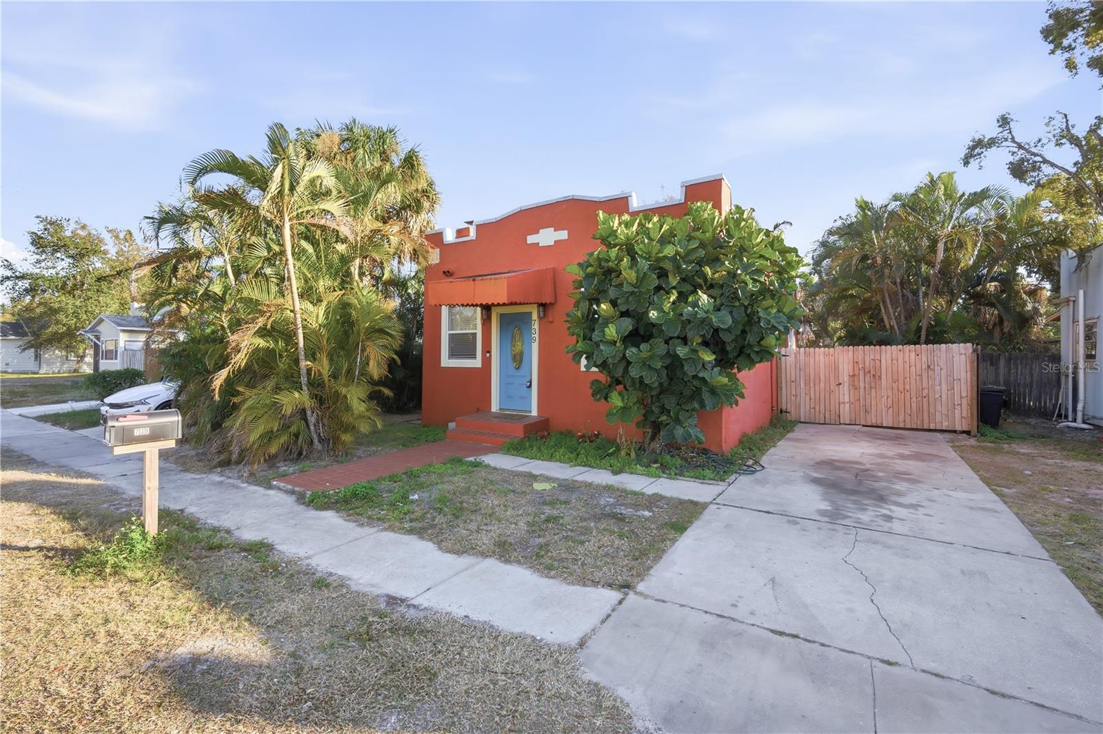 Homes for sale in Bradenton, FL | 739 27Th Ave W, Bradenton, FL 34205 | MLS# TB8469034