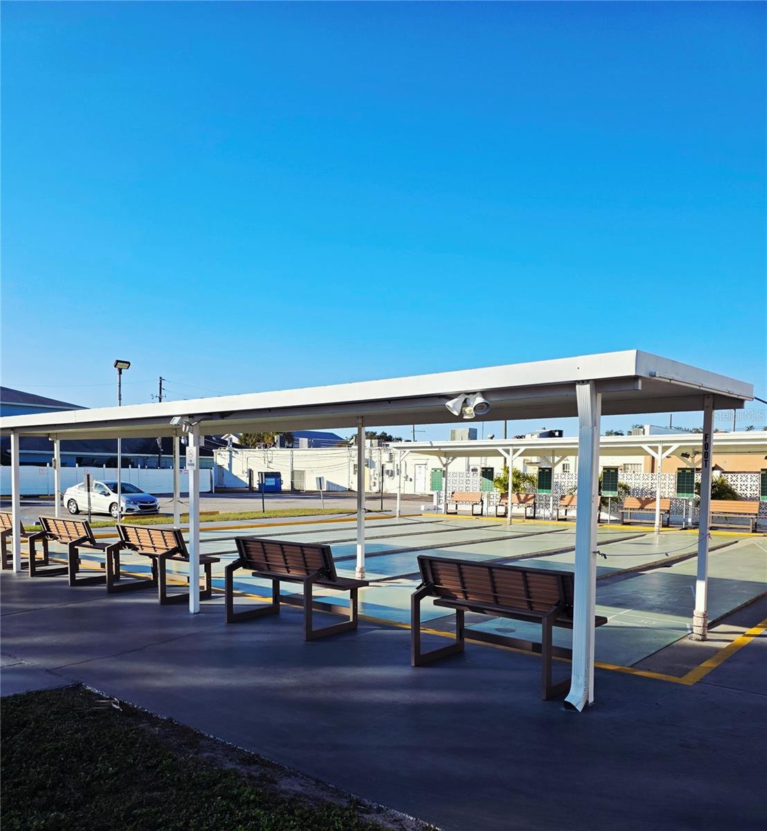 Homes for sale in St Petersburg, FL | 5945 21st Street, St Petersburg, FL 33714 | Houzeo