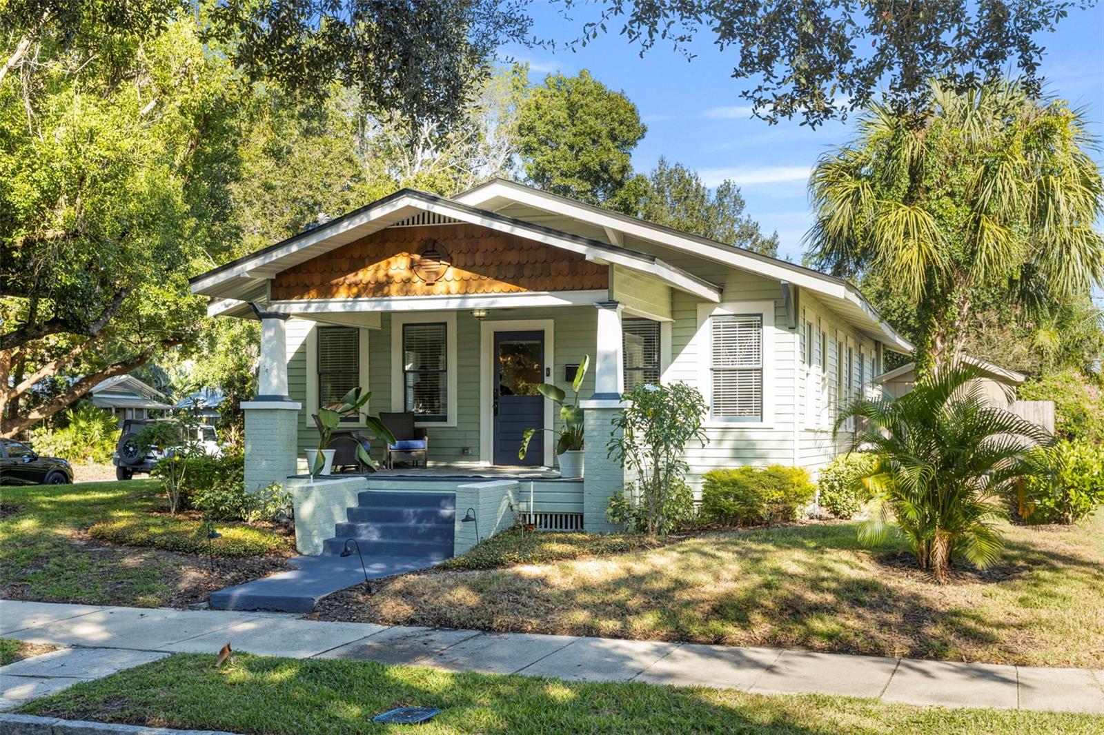 Homes for sale in Tampa, FL | 5709 N Suwanee Ave, Tampa, FL 33604 | MLS# TB8469197