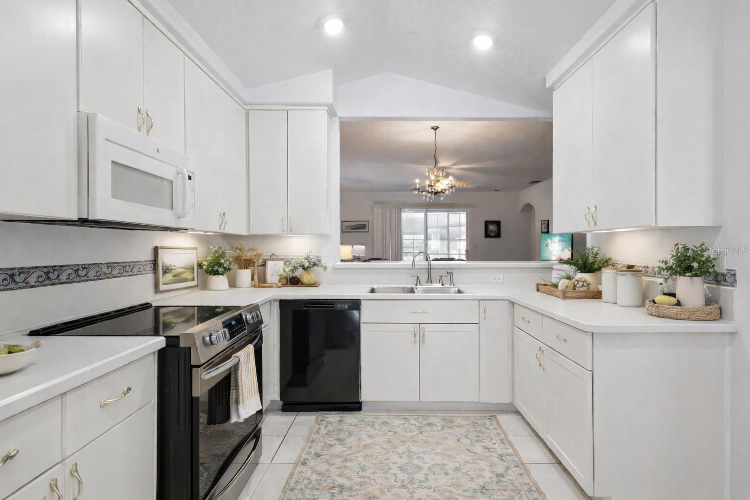 Homes for sale in Tavares, FL | 5964 Brittania Blvd, Tavares, FL 32778 | MLS# G5107482