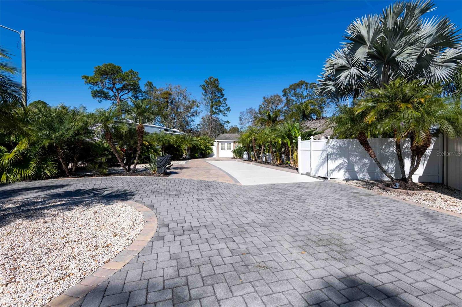 Homes for sale in Lutz, FL | 20300 Leonard Rd #39, Lutz, FL 33558 | MLS# TB8471234