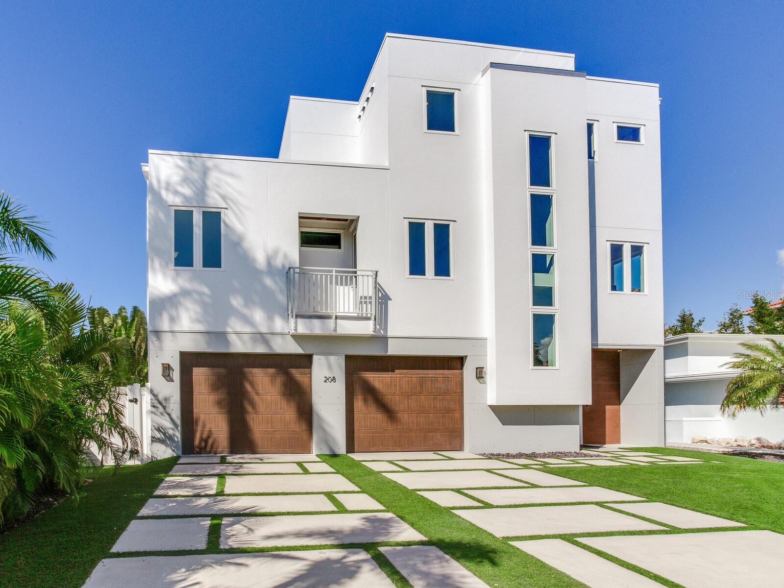 Homes for sale in North Redington Beach, FL | 208 171st Ave E, North Redington Beach, FL 33708 | MLS# TB8471328