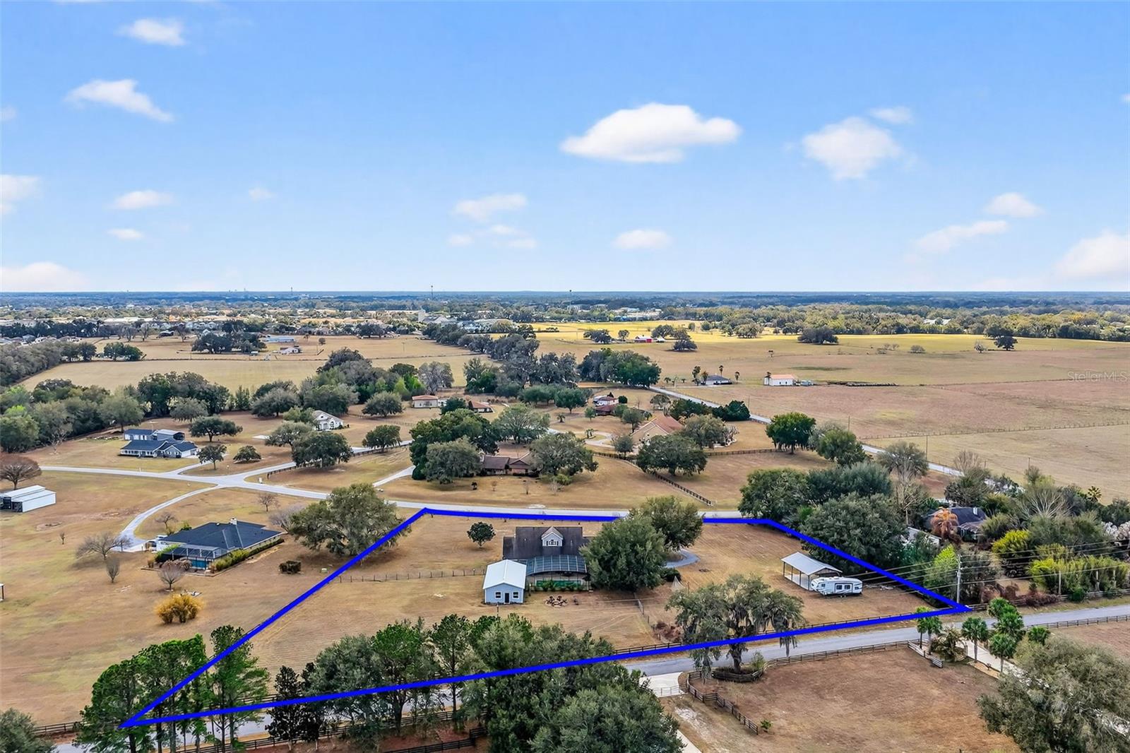 Homes for sale in Oxford, FL | 4564 County Road 103G, Oxford, FL 34484 | MLS# G5107626