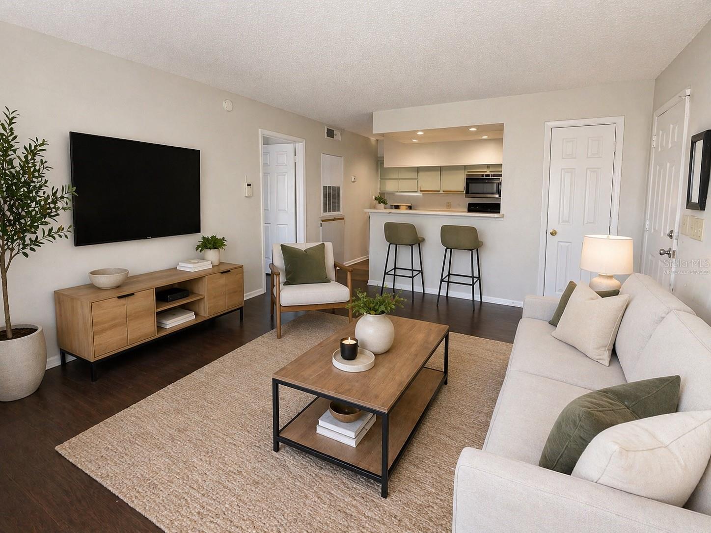 Homes for sale in Orlando, FL | 5500 Devonbriar Wy #104, Orlando, FL 32822 | MLS# O6379504