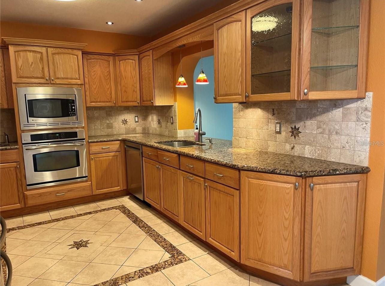 Homes for sale in Kenneth City, FL | 6067 43Rd Ter N, Kenneth City, FL 33709 | MLS# TB8472388