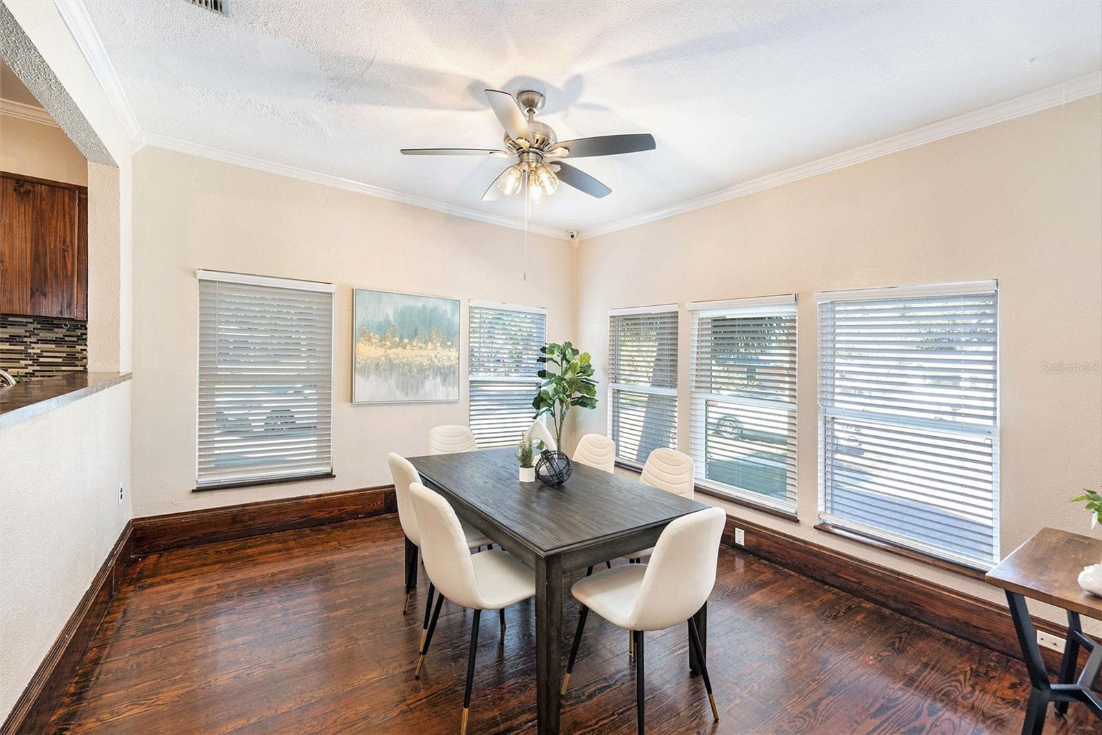 Homes for sale in Clearwater, FL | 2024 Oakdale Wy, Clearwater, FL 33755 | MLS# TB8472743