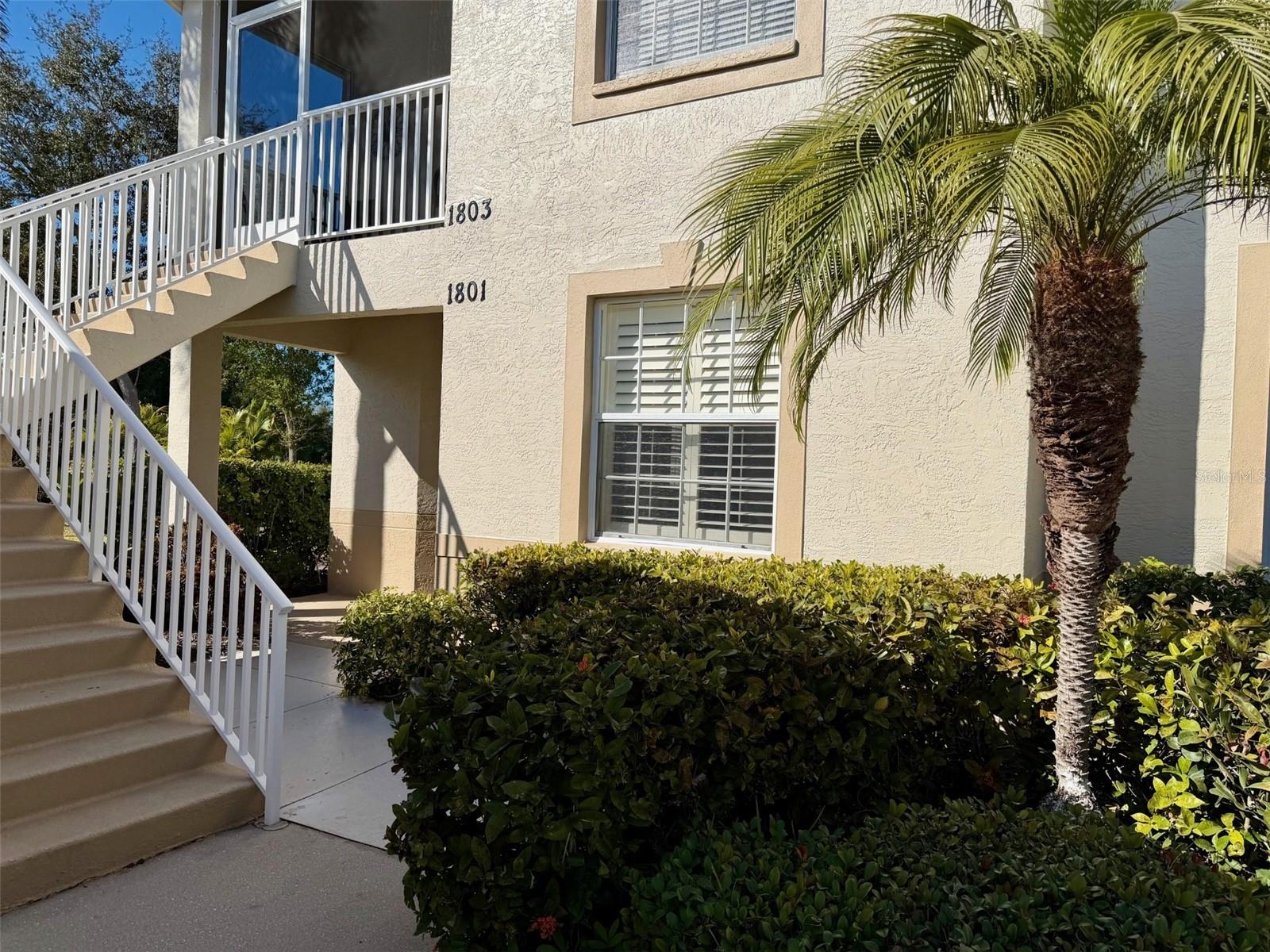 Homes for sale in Venice, FL | 1801 Auburn Lakes Cir #1, Venice, FL 34292 | MLS# N6142806