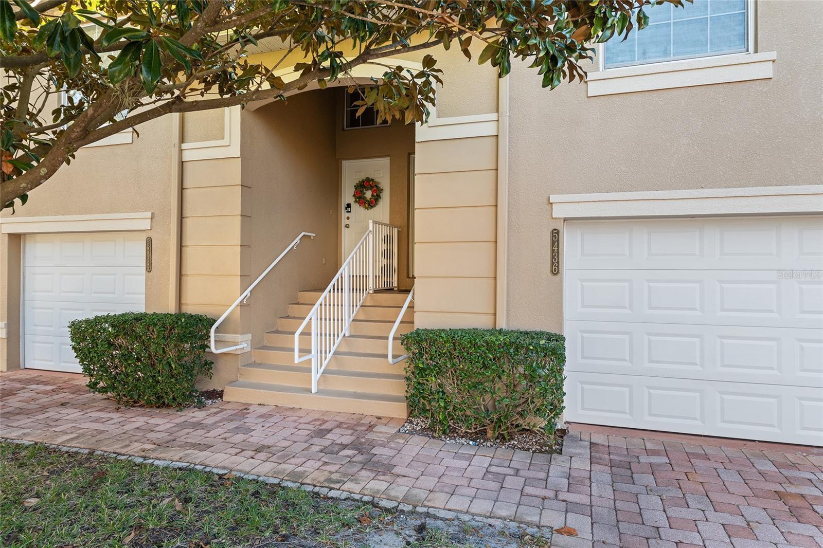 Homes for sale in Oxford, FL | 5436 Admiral Wy #2, Oxford, FL 34484 | MLS# G5107942