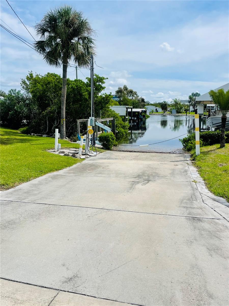 Homes for sale in Palmetto, FL | 47 Illinois St, Palmetto, FL 34221 | MLS# A4681945