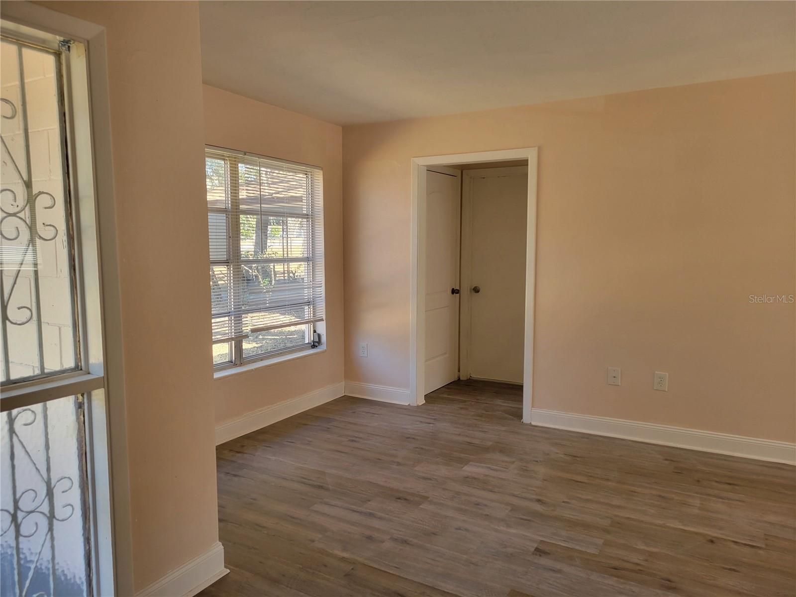 Homes for sale in Ocala, FL | 1408 Ne 15th Pl, Ocala, FL 34470 | MLS# OM718527